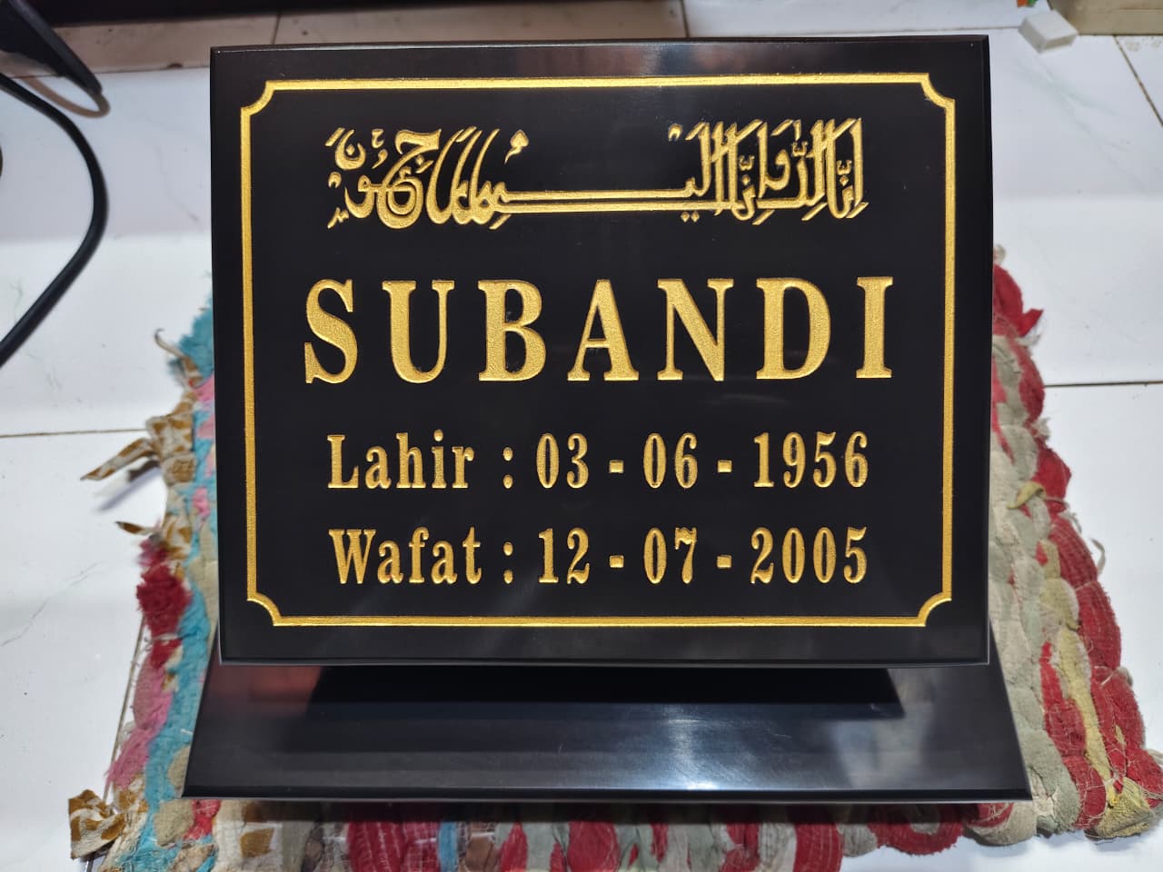 Gal-8 Batu Nisan Ful Granit Tile