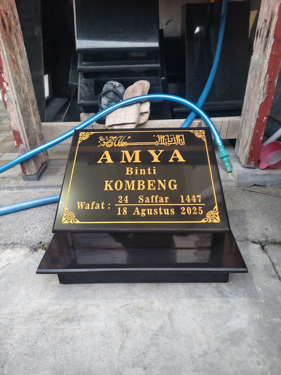 Gal-7 Batu Nisan Ful Granit Tile