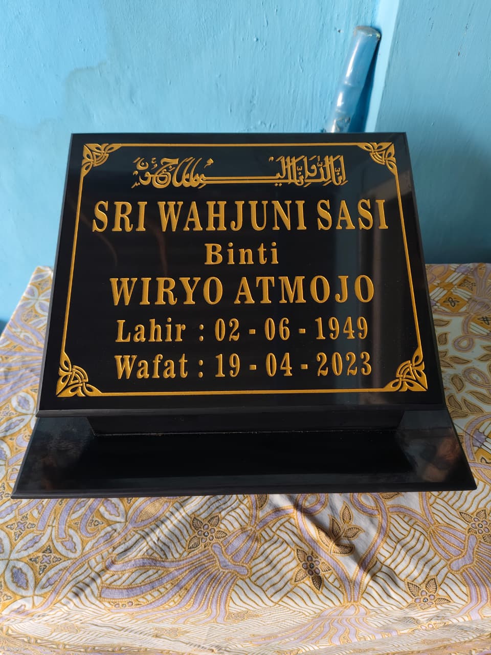 Gal-4 Batu Nisan Ful Granit Tile